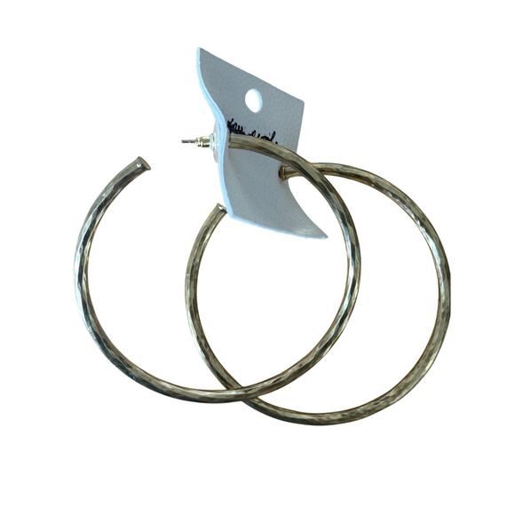 NWT Free People Nikis Oversized Hoops Gold - Picture 3 of 6